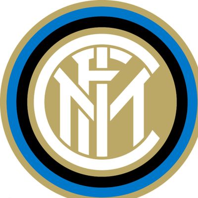 圣诞夜难掩失落！詹姆斯失利后未停留赛后直接返回更衣室（圣诞夜失意难遮：詹姆斯败战后未停留径直回更衣室）